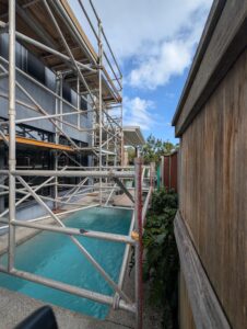 Scaffold over pool Sunshine Cove